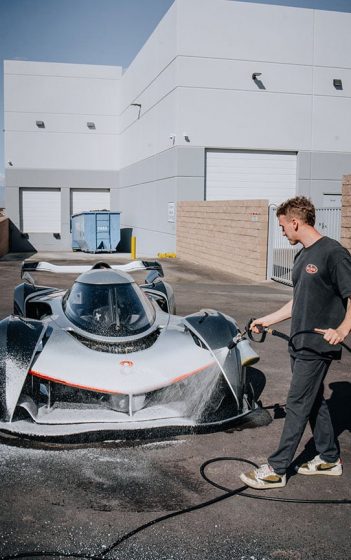 Rinsing a McLaren in Las Vegas